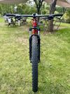 Specialized Rockhopper L 29" kokpit a sedlovka karbon