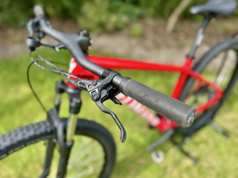 Specialized Rockhopper L 29" kokpit a sedlovka karbon