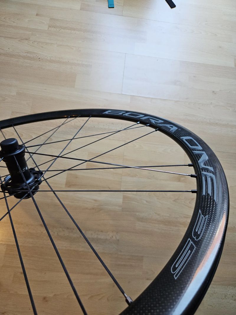 Karbonová kola Campagnolo Bora One 35 disc