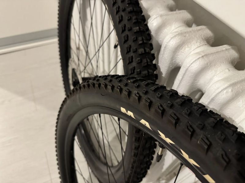 Kompletní kola z Scott Spark 910 (2021)