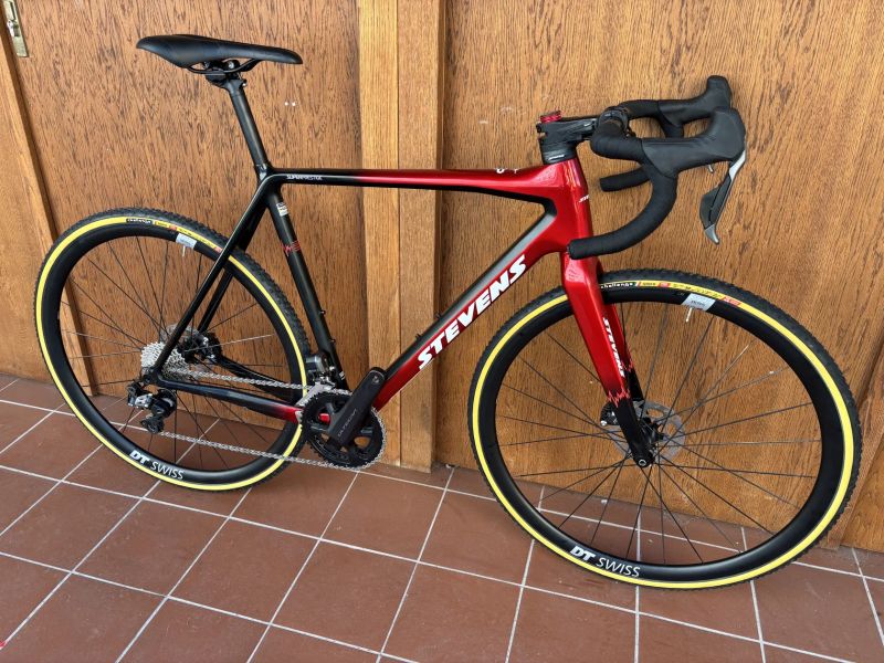 STEVENS SUPERPRESTIGE NEW DISC - SHIMANO GRX di2 2x11 - DT SWISS - vel. 56 cm