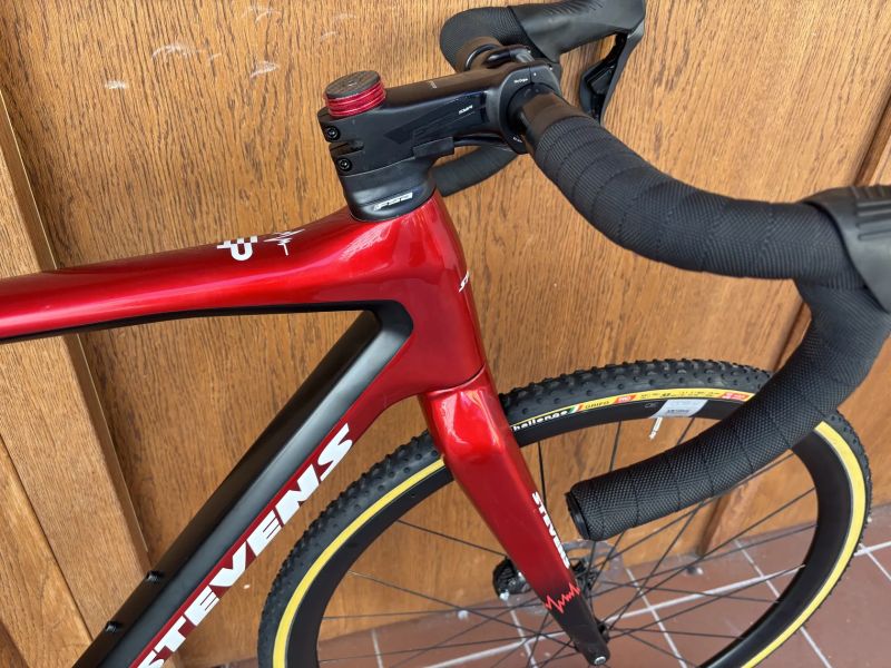 STEVENS SUPERPRESTIGE NEW DISC - SHIMANO GRX di2 2x11 - DT SWISS - vel. 56 cm