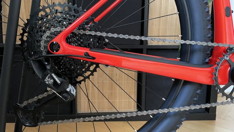 Scott 940 carbon Red / vel.M / Sram Eagle 1x12 / zánovní