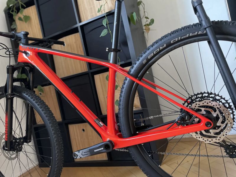 Scott 940 carbon Red / vel.M / Sram Eagle 1x12 / zánovní