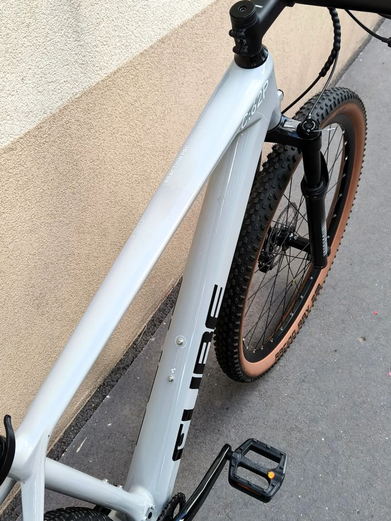 Cube Reaction C:62 PRO 2022 vel. XL/21", carbon 29", Shimano XT, TOP STAV