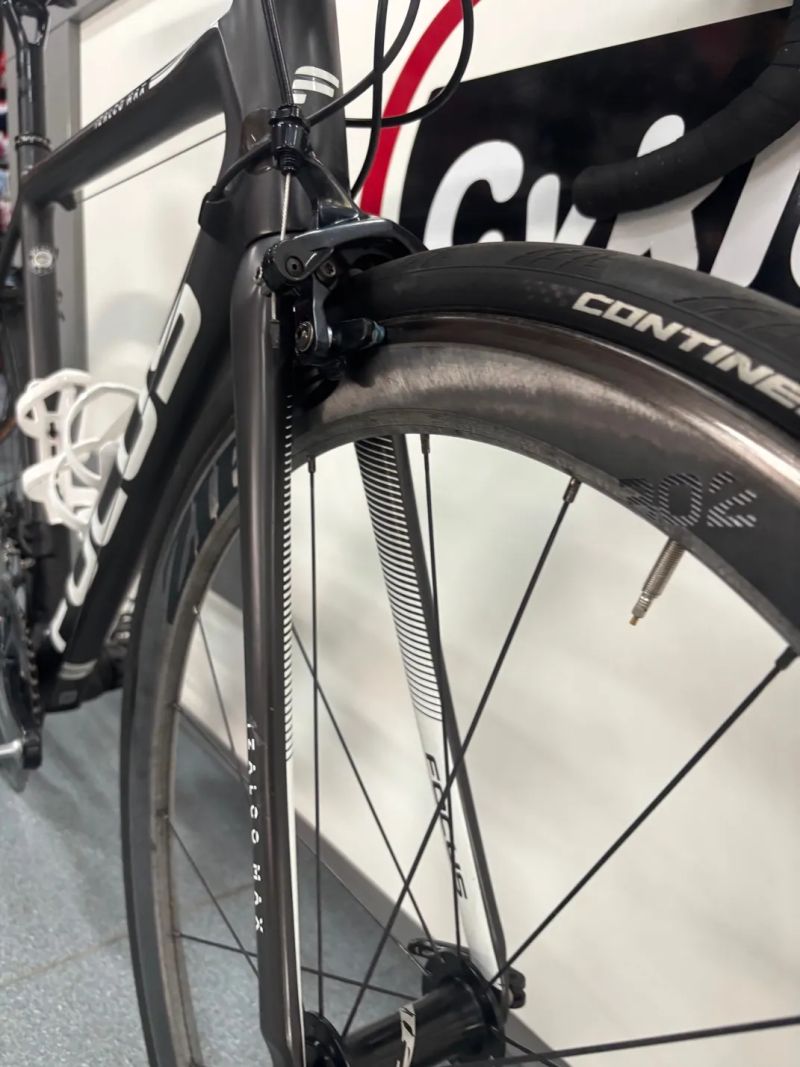 Focus Focus Izalco Max Dura Ace