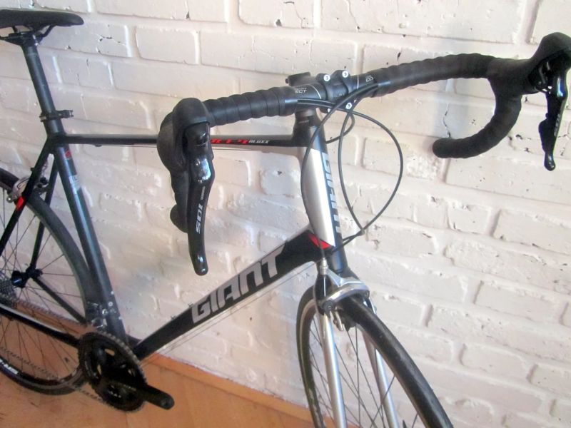 GIANT DEFY ALUXX na Shimano 105, vel XL. Super stav
