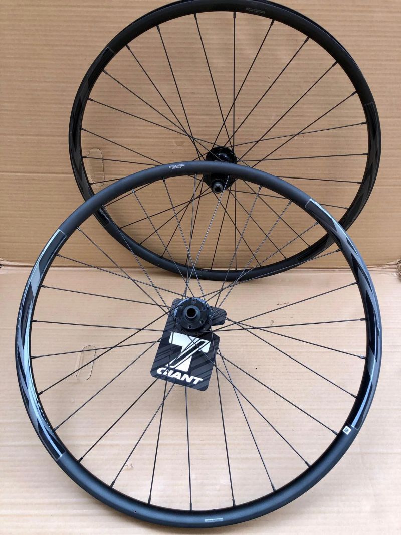 Kola GIANT XCT 29" Boost pro Shimano Microspline 12s, Tubeless Ready