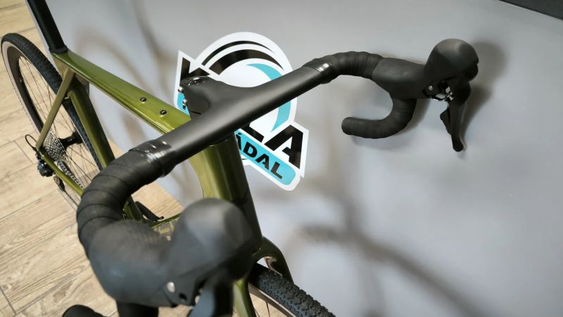 MRX Gravel Racer GRX metallic/race/green 53cm 2025