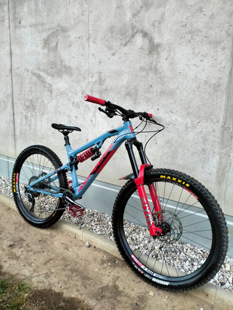Enduro kolo | RockMachine Blizzard | TOP