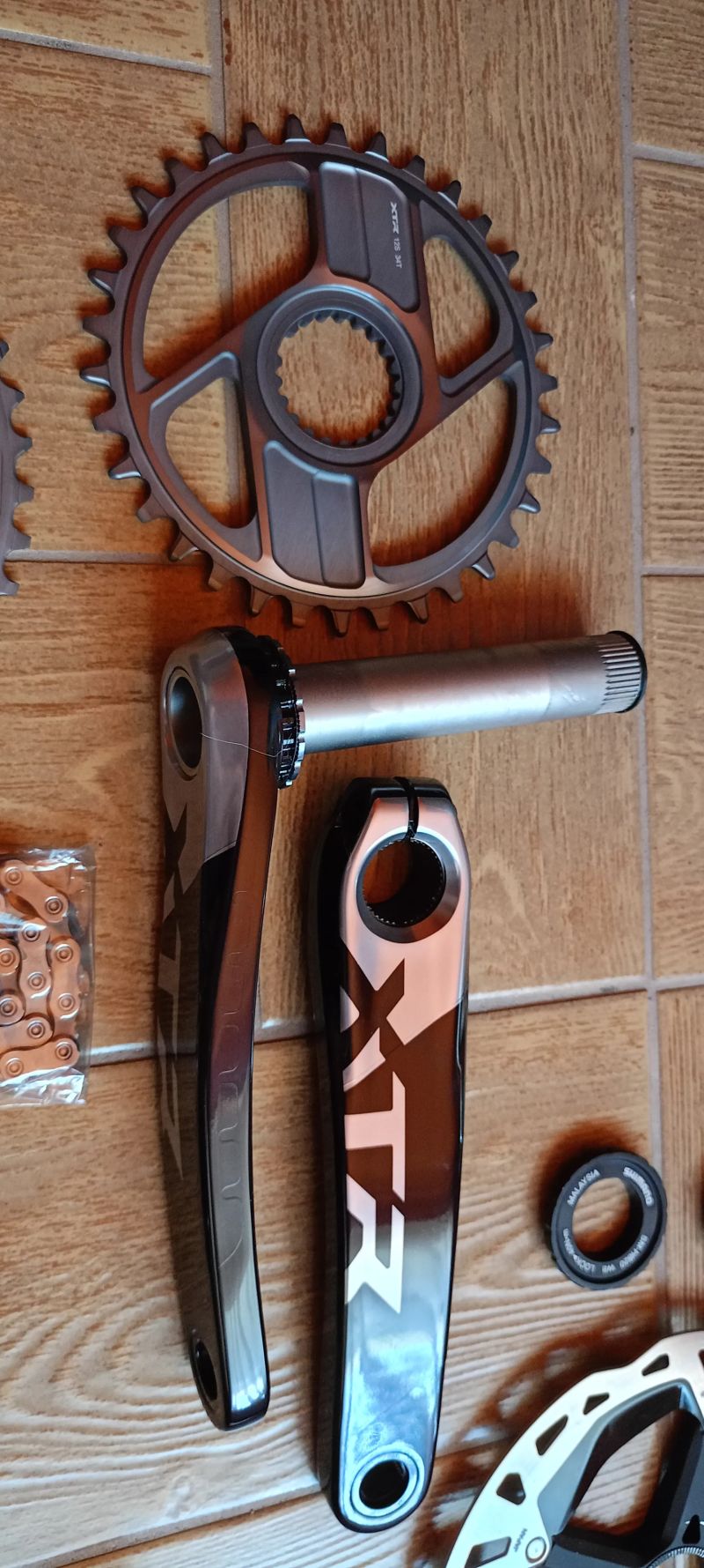 1x12 sada Shimano XTR Di2 M9200 + brzdy XTR