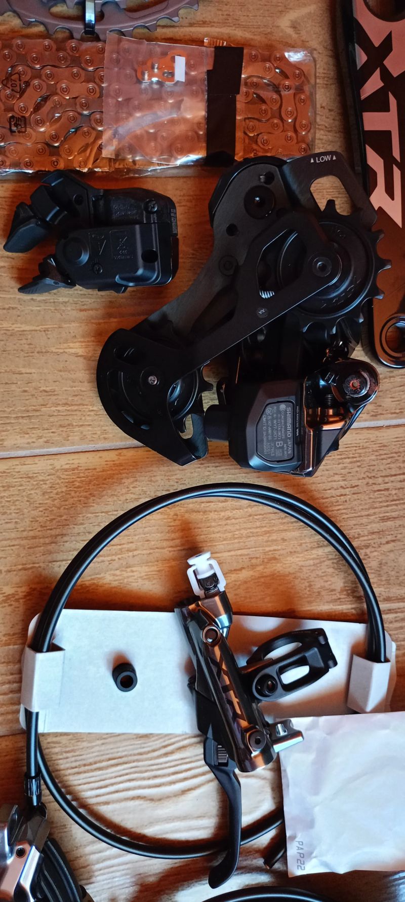 1x12 sada Shimano XTR Di2 M9200 + brzdy XTR