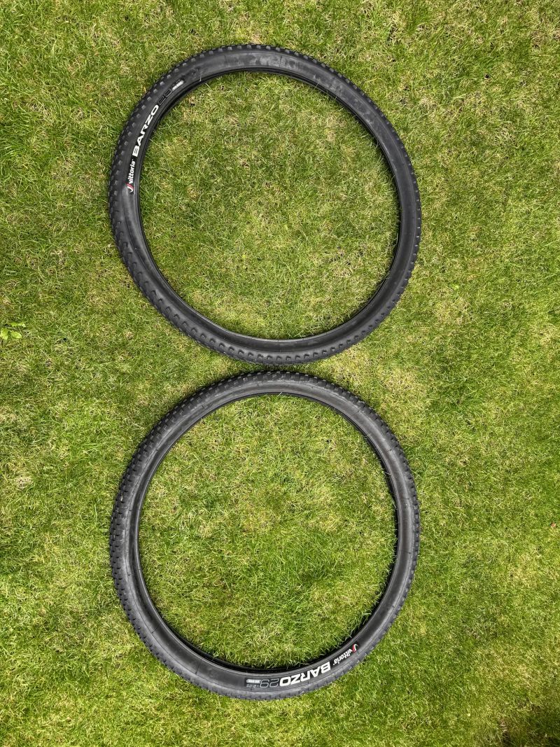 Vittoria 2ks. plášťě na horské kolo Barzo 1C 29x2,25"