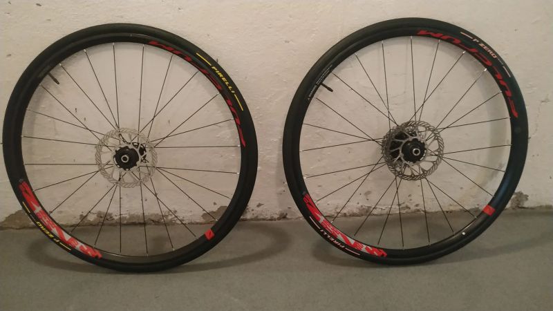 Zapletená kola: Fulcrum Racing 700 cx