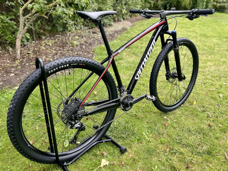 Specialized EPIC 29" M karbonový kokpit