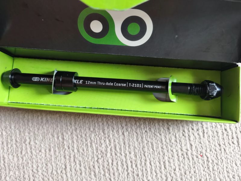 Prodám pevnou osu Kinetic Traxle 