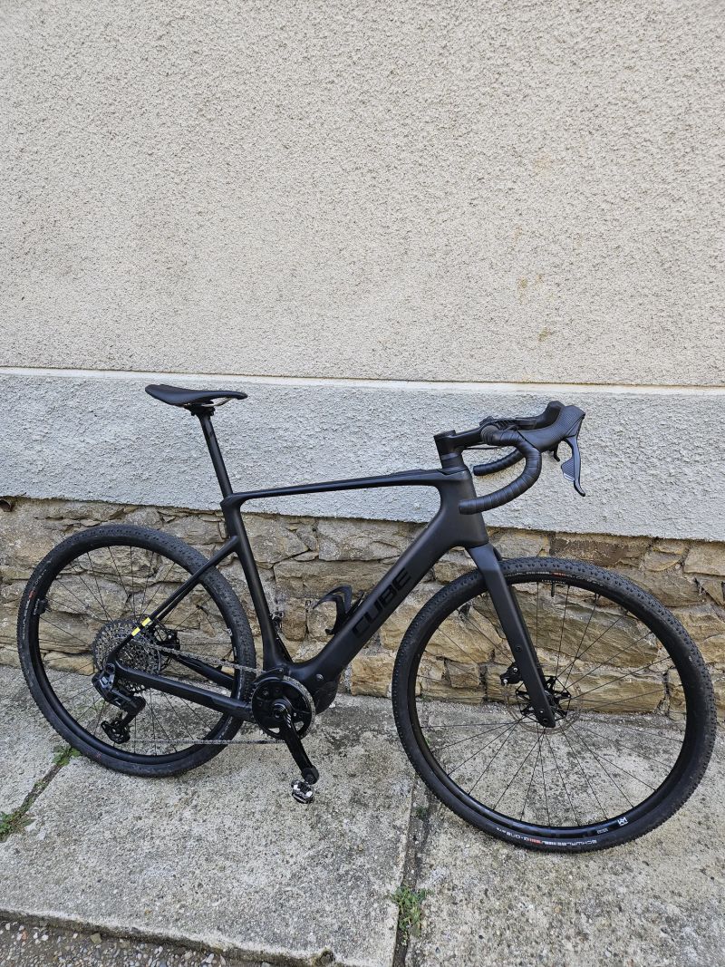Cube CUBE Nuroad Hybrid C:62 SLX 400x