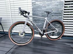 Canyon Grizl CF SL8 ZIPP 303s