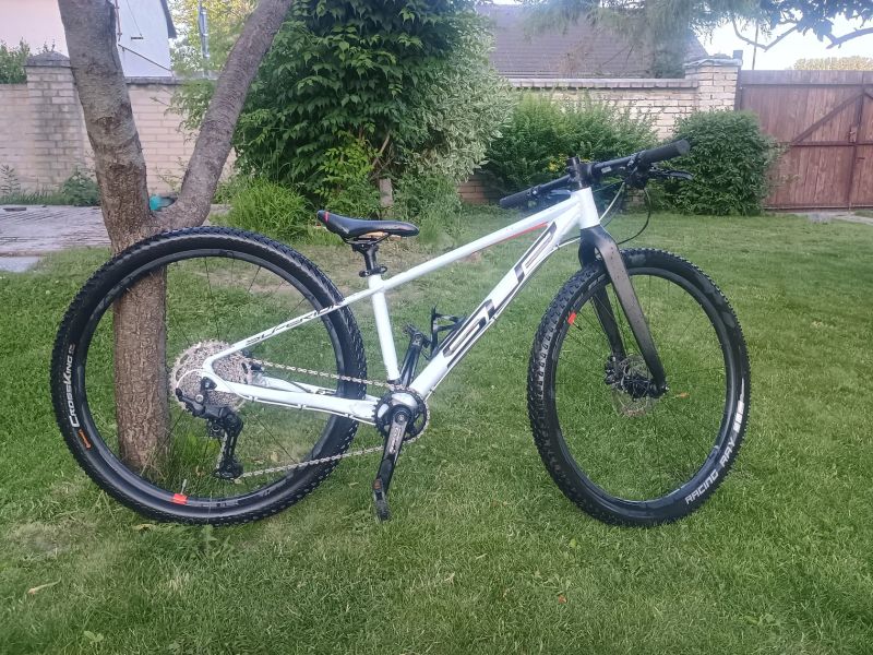 Superior Team Elite 27,5 velikost XS pro malé zavodniky