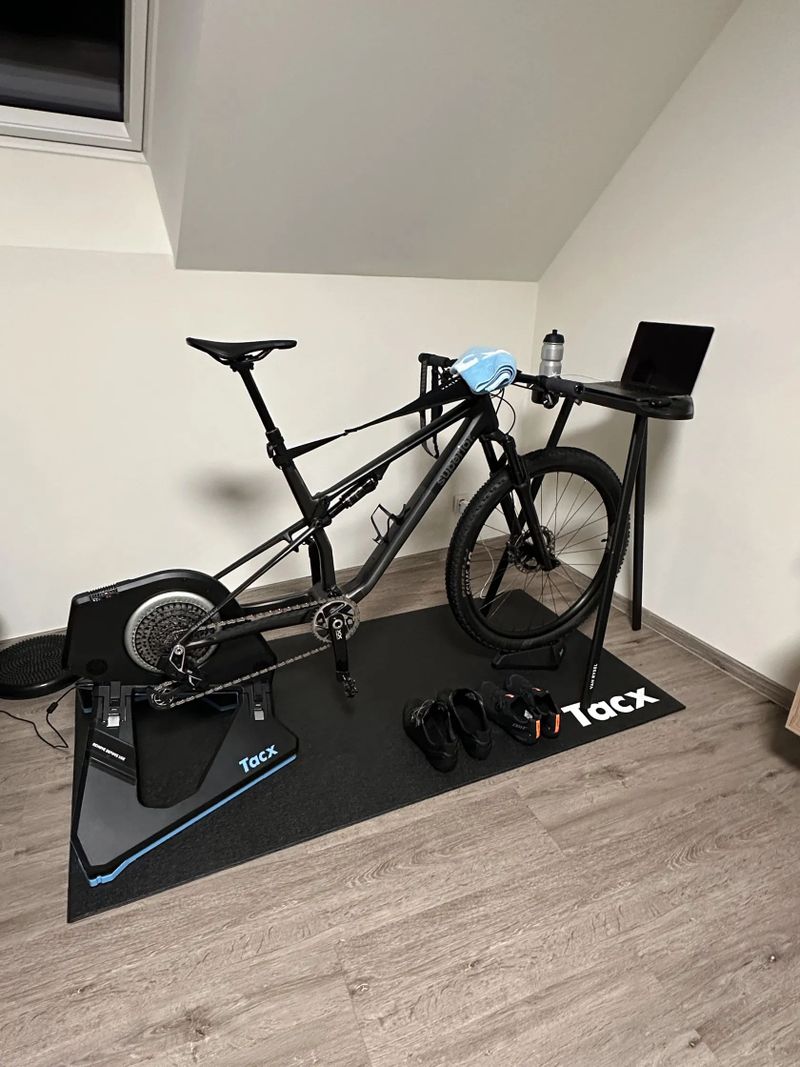 Tacx Neo 2T Bundle