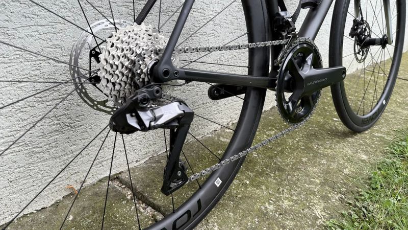 Specialized Aethos expert, vel. 56 (Ultegra Di2 12 speed, powermeter 4iiii)