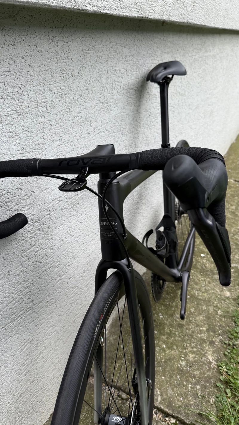Specialized Aethos expert, vel. 56 (Ultegra Di2 12 speed, powermeter 4iiii)