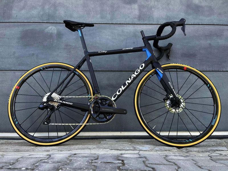 Colnago C64 Disc - barevná kombinace CUSTOM MySixty4 (vel. 54s, NOVÉ)
