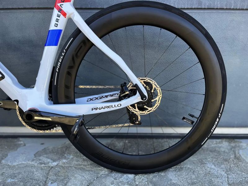 Pinarello Dogma F 2025 - (NOVÉ)