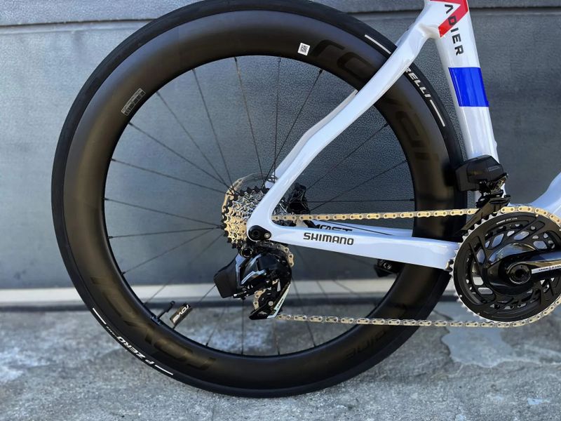 Pinarello Dogma F 2025 - (NOVÉ)