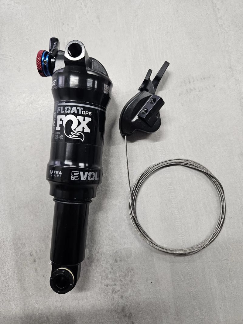 FOX FLOAT DPS PERFORMANCE Trunnion 165x40mm (nový)
