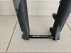 Vidlice Suntour XCM na pevnou osu boost