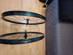 Zapletená kola Shimano z E-biku