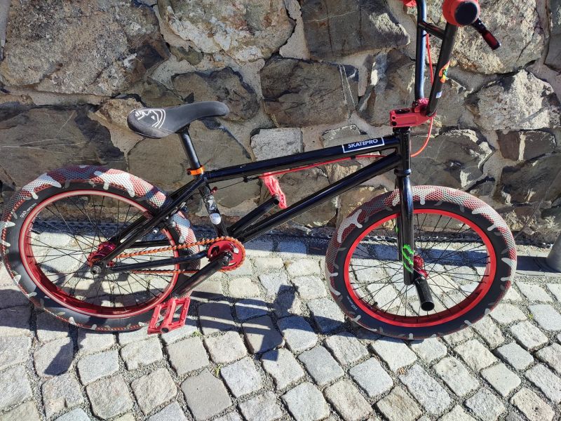 Prodám Custom BMX