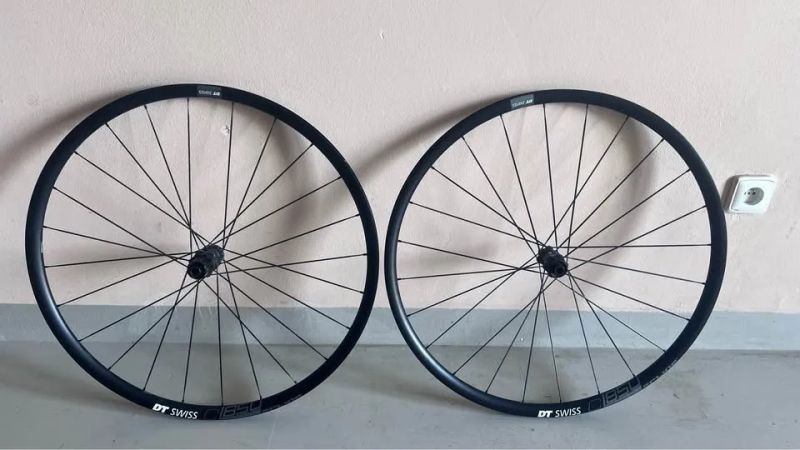 DT SWISS C1850 Gravel 28"