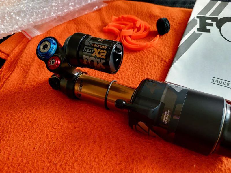 Nový Fox Float X2 Factory VVC Evol Kashima 230mm 2025
