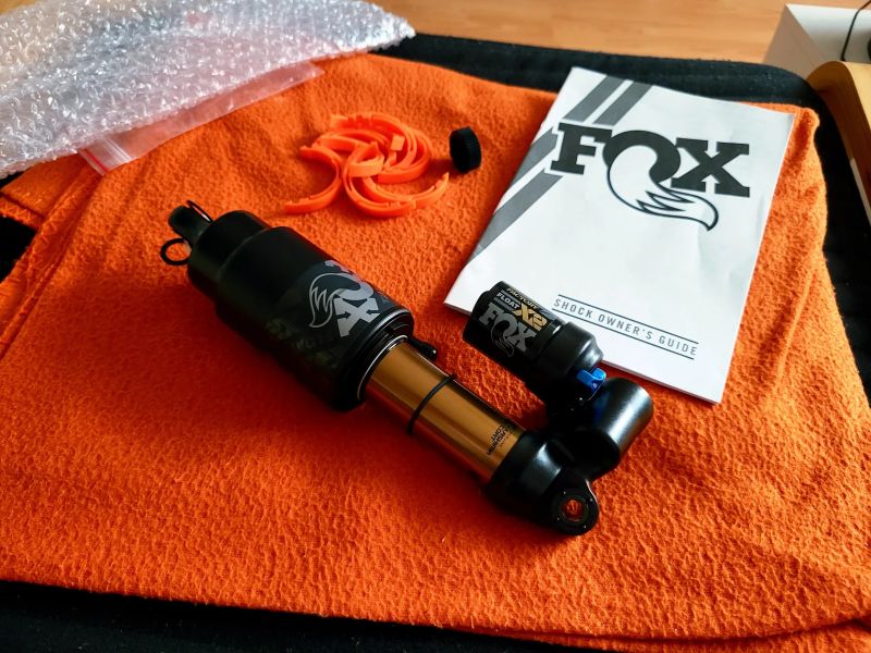 Nový Fox Float X2 Factory VVC Evol Kashima 230mm 2025