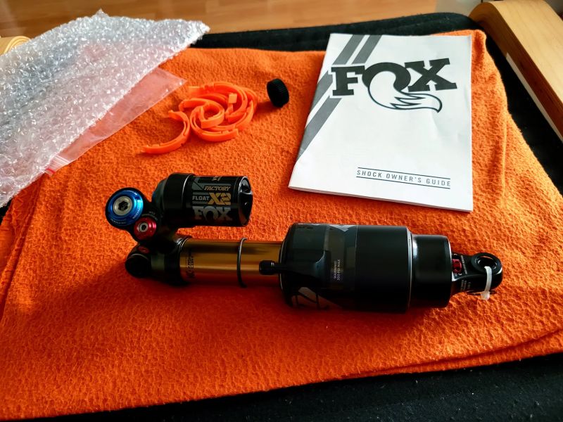 Nový Fox Float X2 Factory VVC Evol Kashima 230mm 2025