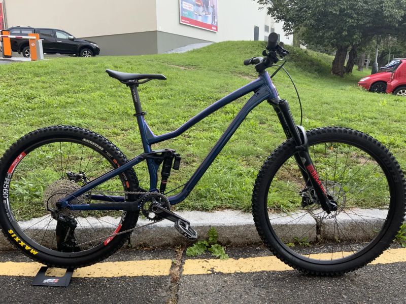 Dartmoor Rocbird Enduro Mullet 29/27,Rám zaruka do 4/2027, Lyrik Ultimate, Novatec, Zee, XT, Maxxiss