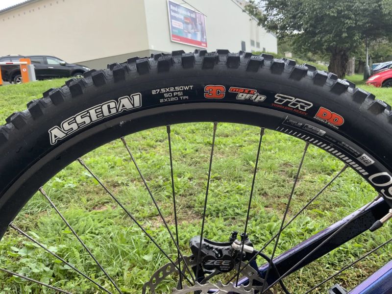 Dartmoor Rocbird Enduro Mullet 29/27,Rám zaruka do 4/2027, Lyrik Ultimate, Novatec, Zee, XT, Maxxiss