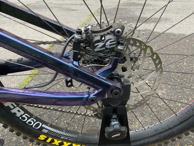Dartmoor Rocbird Enduro Mullet 29/27,Rám zaruka do 4/2027, Lyrik Ultimate, Novatec, Zee, XT, Maxxiss