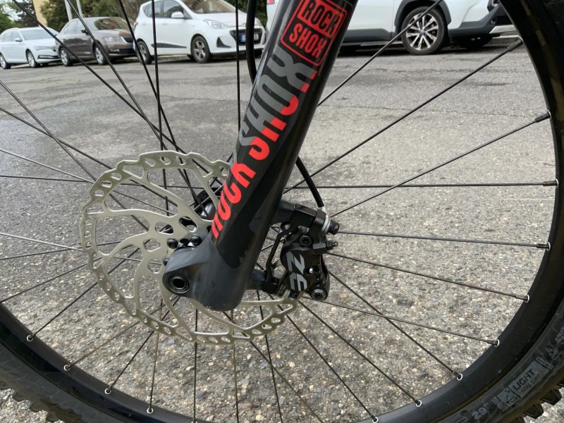 Dartmoor Rocbird Enduro Mullet 29/27,Rám zaruka do 4/2027, Lyrik Ultimate, Novatec, Zee, XT, Maxxiss