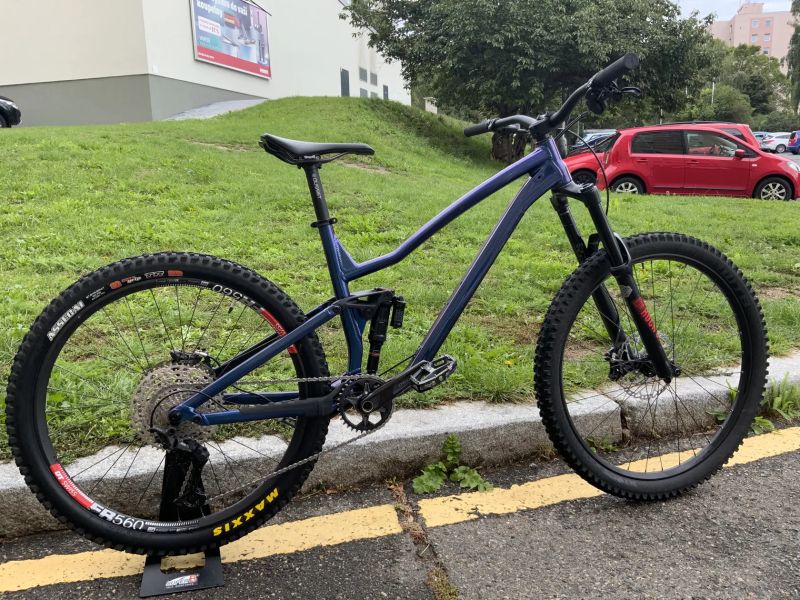 Dartmoor Rocbird Enduro Mullet 29/27,Rám zaruka do 4/2027, Lyrik Ultimate, Novatec, Zee, XT, Maxxiss