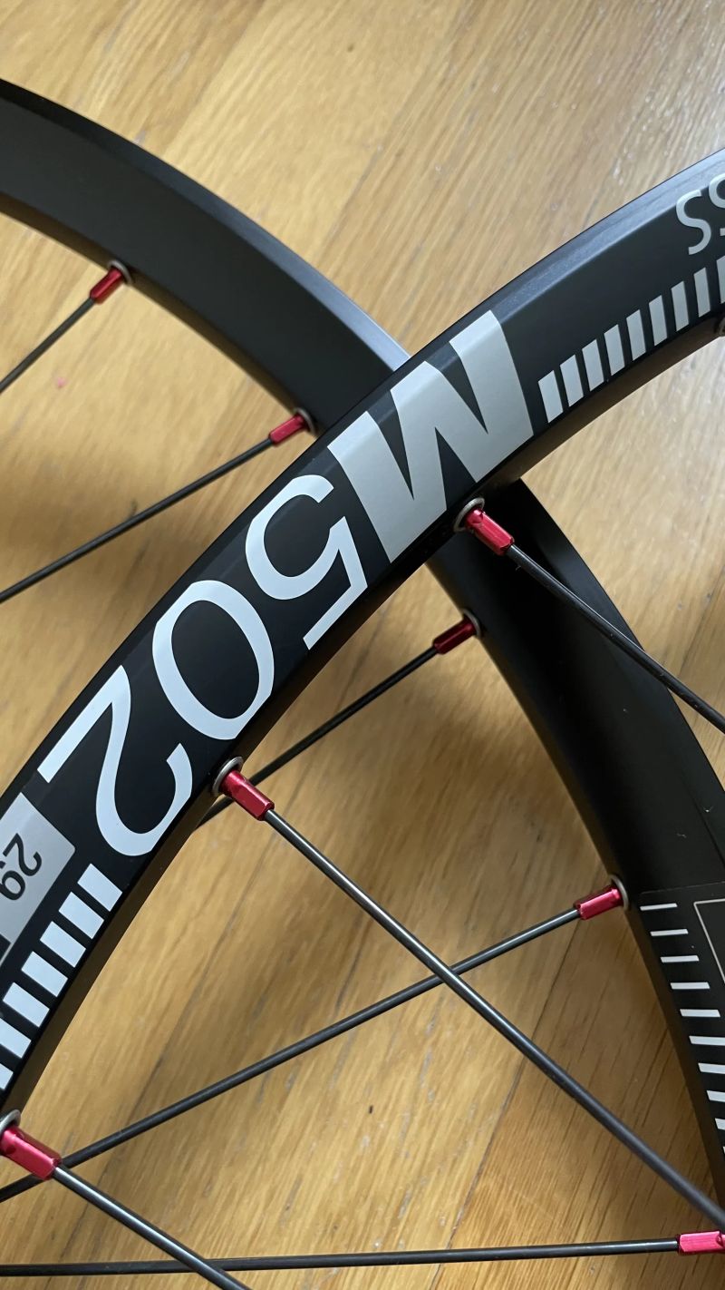 Zánovní Hope Pro 2 + DT Swiss 502