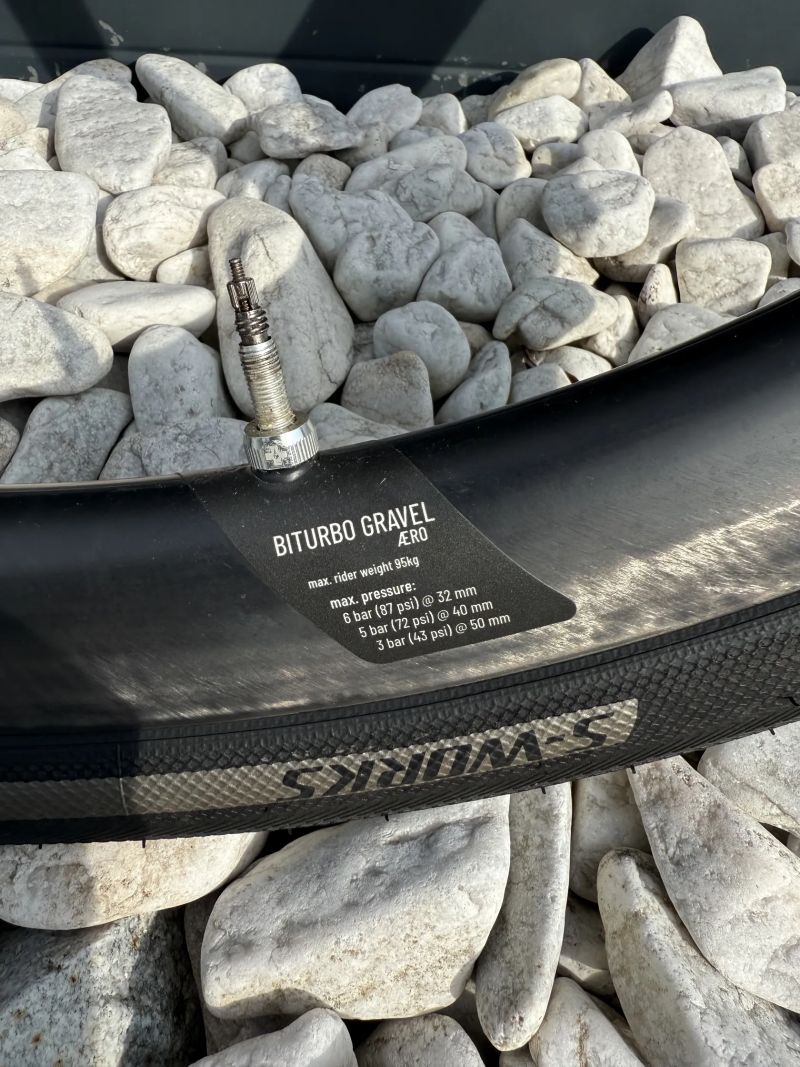 Karbonové loukotě BikeAhead BiTurbo Gravel - 1299 gramů