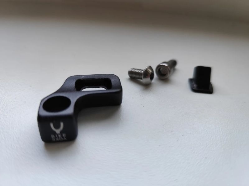 BikeYoke I-spec EV adaptér levý