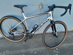 Rock Machine Gravelride 500
