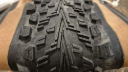 ZÁNOVNÍ Vittoria Peyote XC Race G2.0 29x2,4 Tubeless Ready černo-hnědý