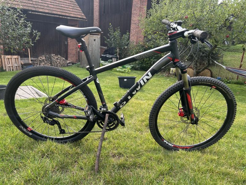 HORSKÉ KOLO ROCKRIDER ST 540 ŠEDO-ČERVENÉ 2019
