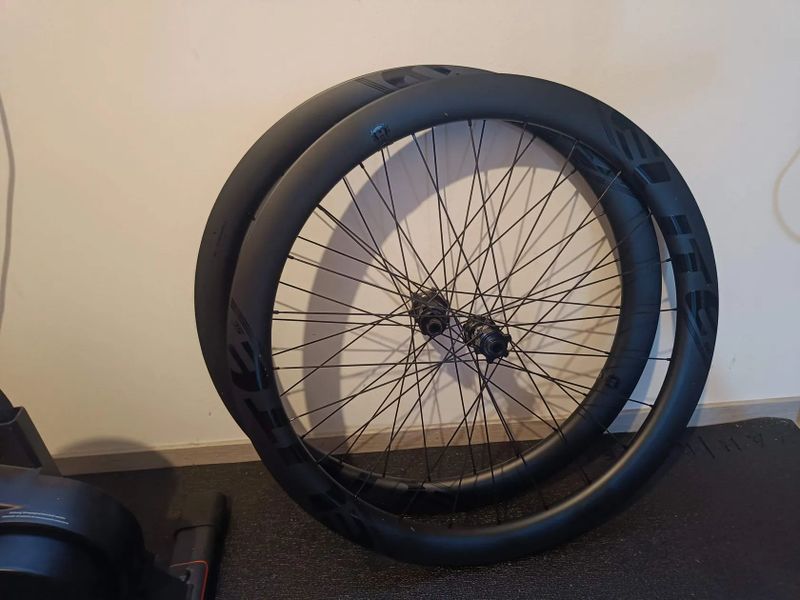 ELITEWHEELS Karbonové kola 50mm