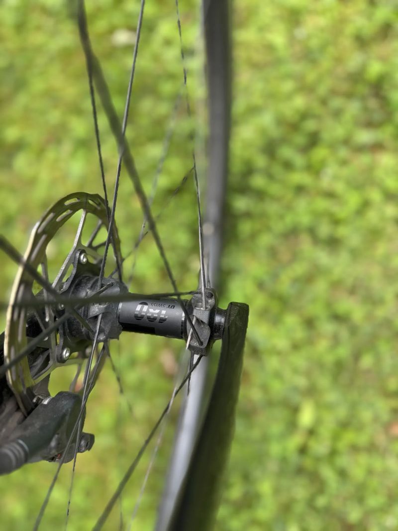 Isaac Element Crystal Black Disc 2022, Sram Force Axs, Špičkový závodný bicykel